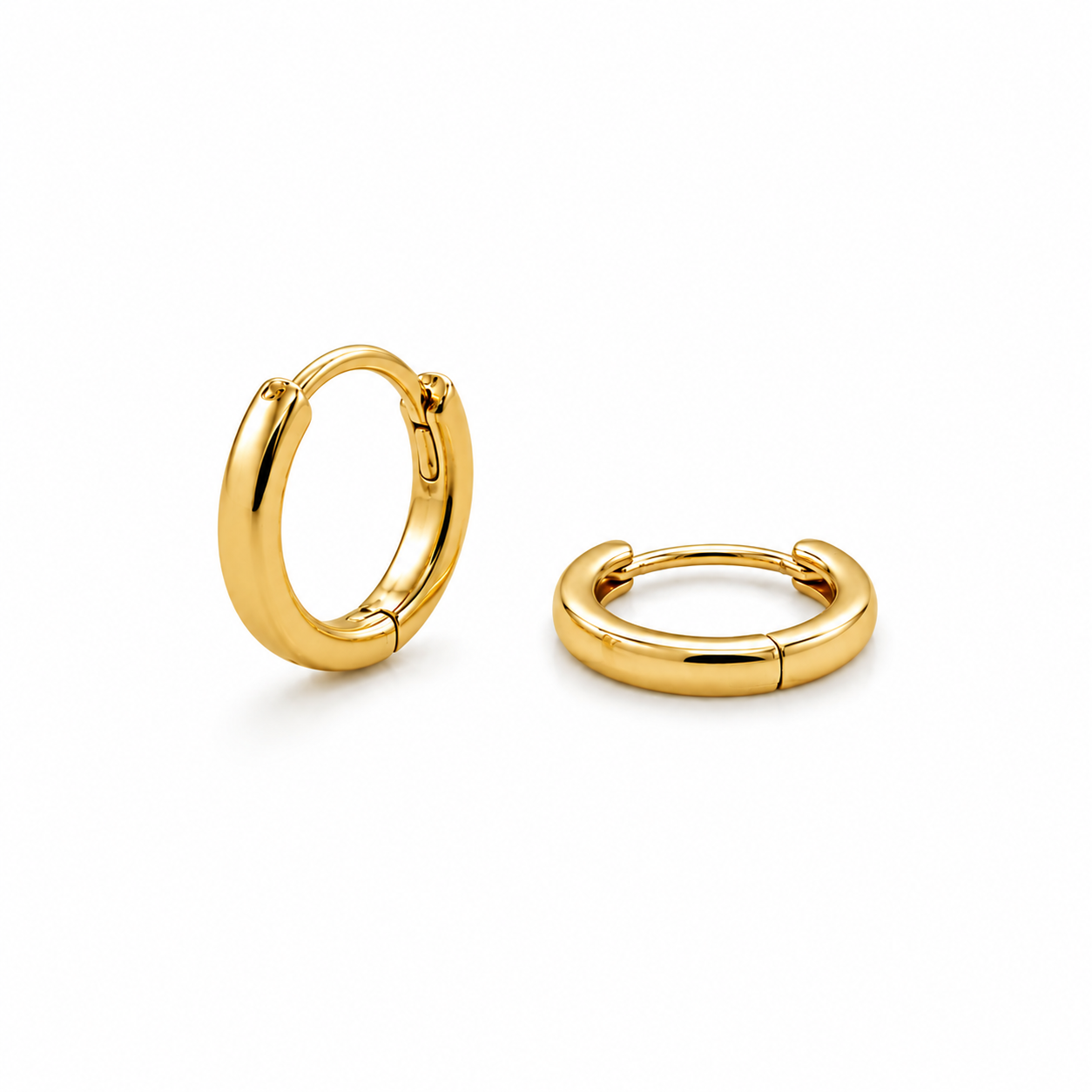 Close-Up 8MM Gold Vermeil Huggie Hoop Earrings – Hinged Clasp, Hypoallergenic S925