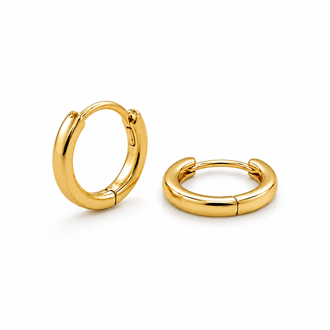Close-Up 10MM Gold Vermeil Huggie Hoop Earrings – Hinged Clasp, Hypoallergenic S925