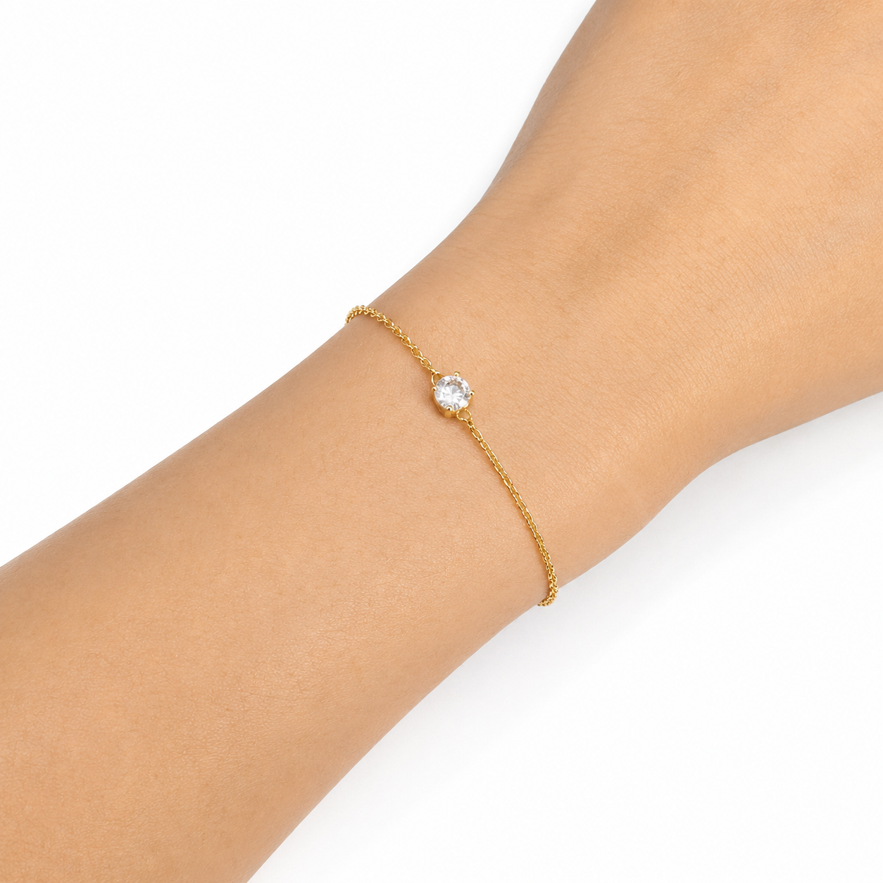 Elara Solitaire Gold Bracelet