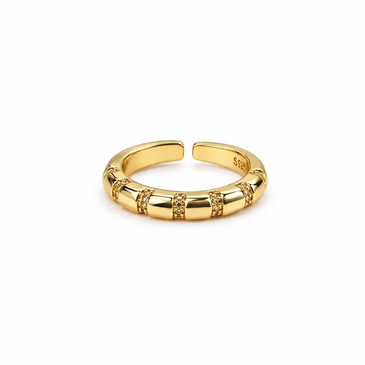 Vela Gold Ring