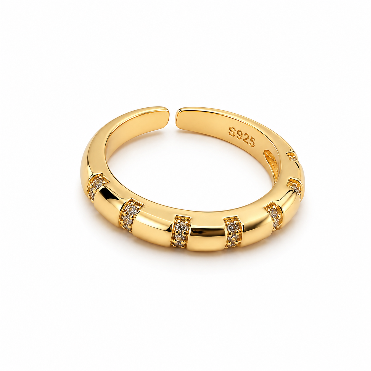Vela Gold Ring
